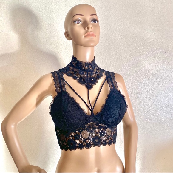 High Neck Bralette by Dynamic Seamless Apparels - Picture 7 of 16